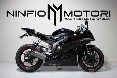Yamaha YZF R6 - 2006