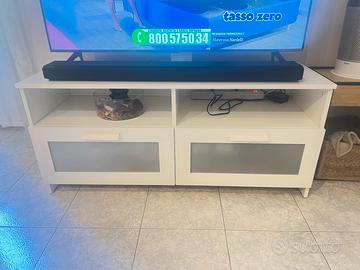 Mobile per televisore bianco