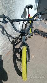 BmX Decathlon 