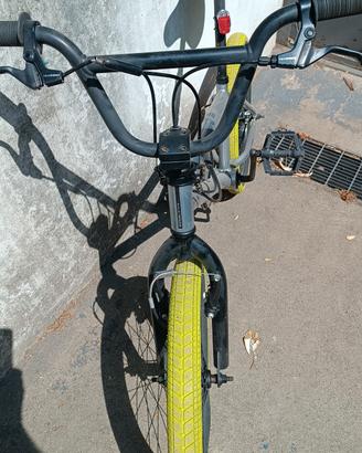 BmX Decathlon 