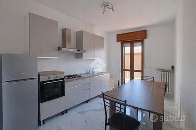 3 LOCALI A PONTE SAN PIETRO