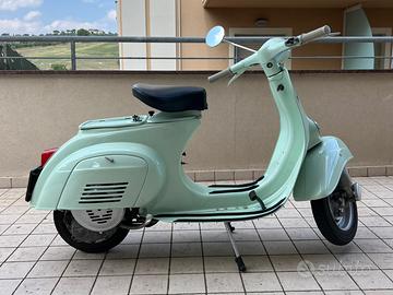 Vespa 50 V5A1T 1967 Restaurata-Collezione