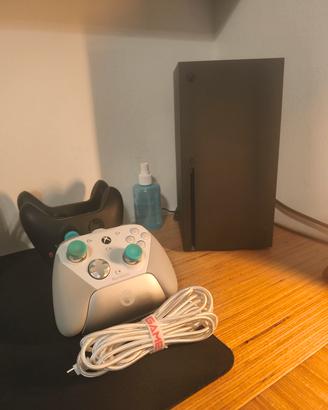 Xbox X come nuova super accessoriata 