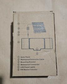 Faro a led con pannello solare 