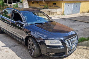 Audi A8 4.2 V8 turbo