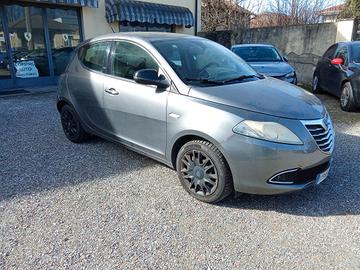 Lancia Ypsilon 2011 / 1.3 Multijet 