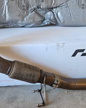 Downpipe Milltek 200 celle HJS per Golf GTI 7.5