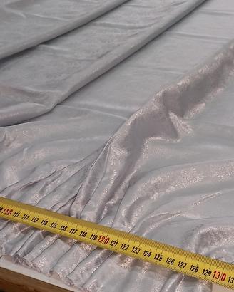 coppia tende in raso grigio disegnato