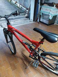 bici  cross  con ammortizzatori  nuova