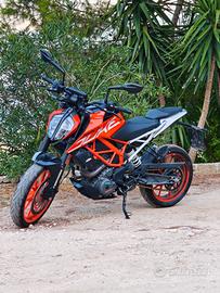 KTM Duke 390 (10/2020)