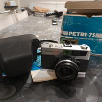macchina fotografica PETRI 7S II