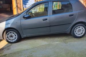 fiat punto 