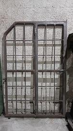 Porta in ferro