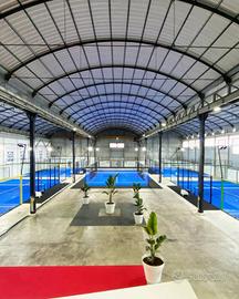 Attività / Licenza di 5200 m² a Trani