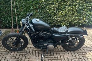Harley Davidson  883 Iron