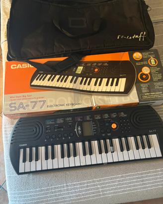 Pianola Casio SA77