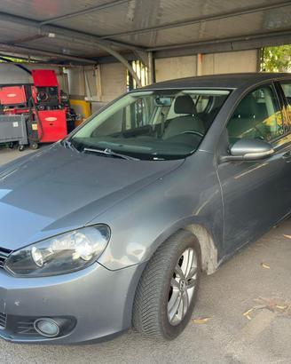 Volkswagen Golf VI  6