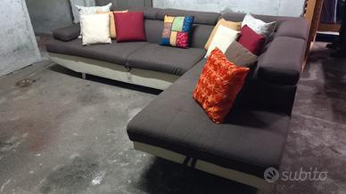 DIVANO LETTO ANGOLO CONTENITORE + POGGIATESTA! 5P.