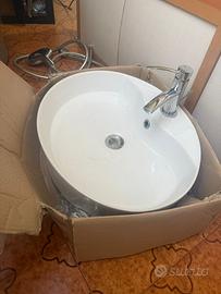 Lavabo da appoggio