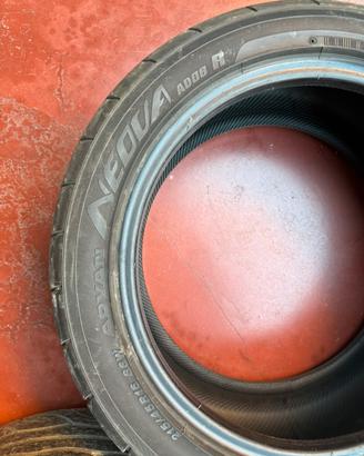 Semislick Yokohama Advan Neova ad08R