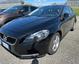 VOLVO V40 D2 Geartronic Business GRANDINATA