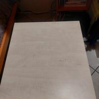 Comodino per letto con 3 cassetti spaziosi