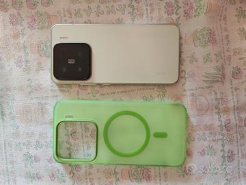 XIAOMI 15 • 12/256 • GREEN