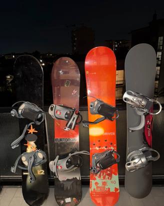 Lotto 4 snowboard con attacchi Burton Nitro