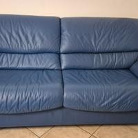 Coppia di divani in pelle