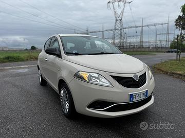 Lancia Ypsilon 1.2 69 CV 5 porte GPL Ecochic Gold