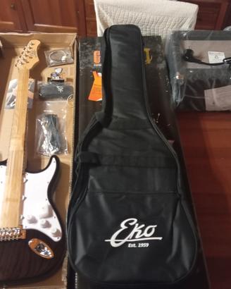 Kit EKO EG-11 Guitar Pack Black con libro SMMAG! 