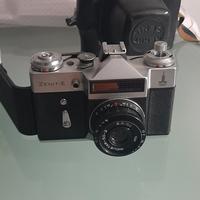 macchina fotografica zenit e  vintage 