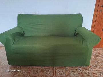 Divano due posti usato