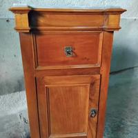 Comodini Antichi