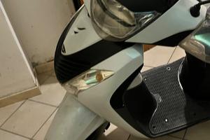 Honda Sh 125 anno 2009 in buonissime condizioni.