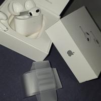  Airpods Apple  3ªgenerazione pari al nuovo 
