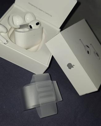  Airpods Apple  3ªgenerazione pari al nuovo 