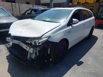 RICAMBI VARI TOYOTA AURIS (E18) 1.8 HYBRID 16V AUT