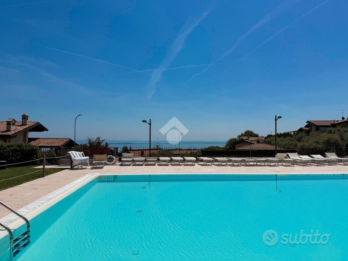VILLA A SCHIERA A SOIANO DEL LAGO - Vista 4