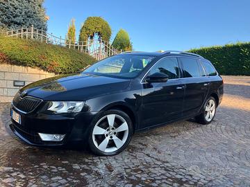 Skoda Octavia Wagon 2.0 tdi cr Ambition 4x4 150cv