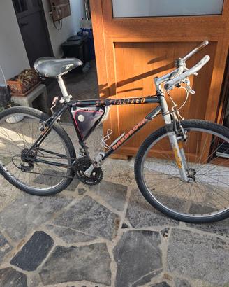 bicicletta MTB Specialized Hardrock taglia M