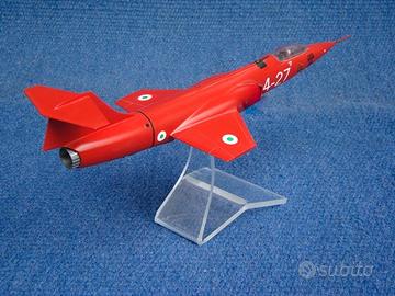 Aereo F 104G Starfighter 4°Stormo "Livrea Ferrari