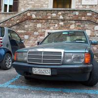 Mercedes 190 da rottamare