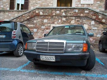 Mercedes 190 da rottamare