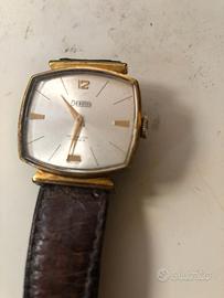 Orologi per ricambi