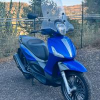 Beverly 300 ie abs esr