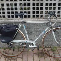 Bici, cicloturismo, città