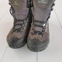 Scarponi da trekking scarpa