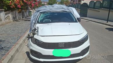 Fiat tipo 2021 1.0 100 cv gpl incidentata