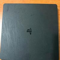 PS4 Slim 1 terabyte + cavi –  Condizioni Ottime 
